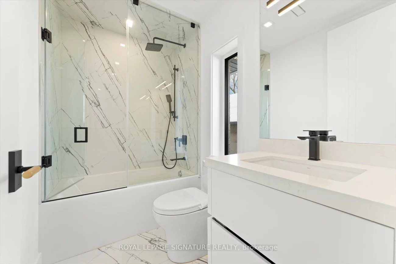 89, Stuart, Lansing-Westgate, Toronto