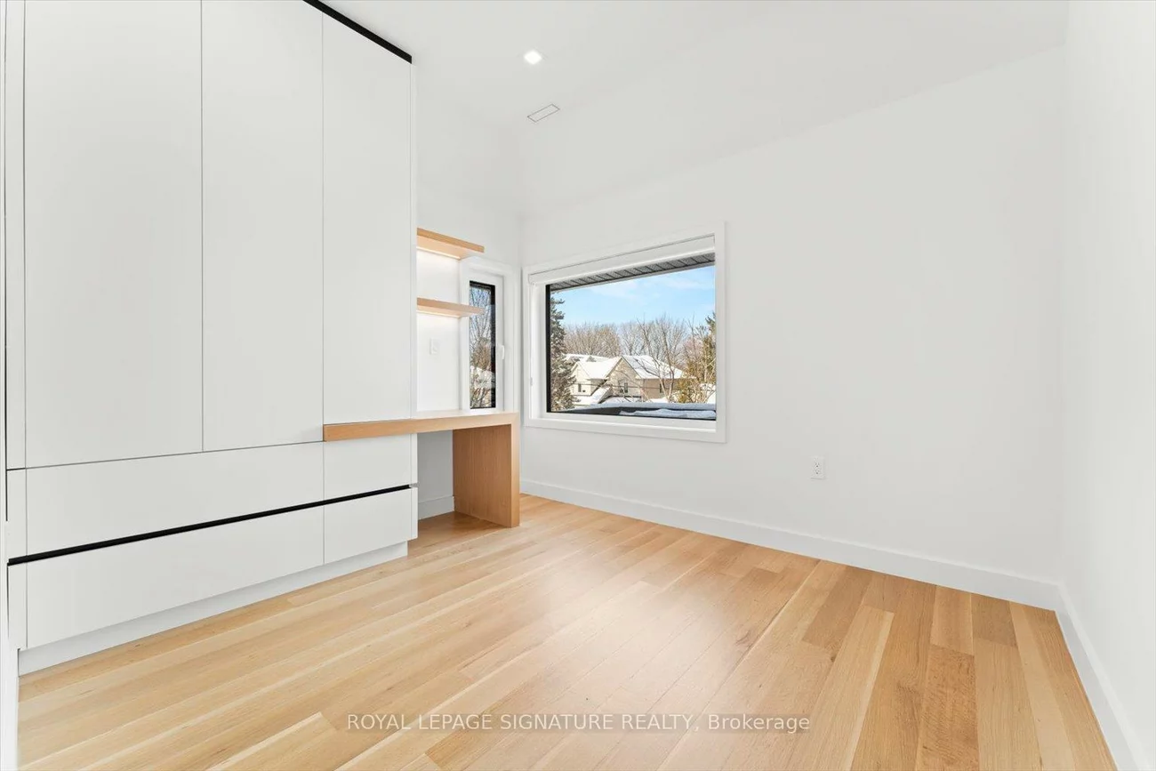 89, Stuart, Lansing-Westgate, Toronto