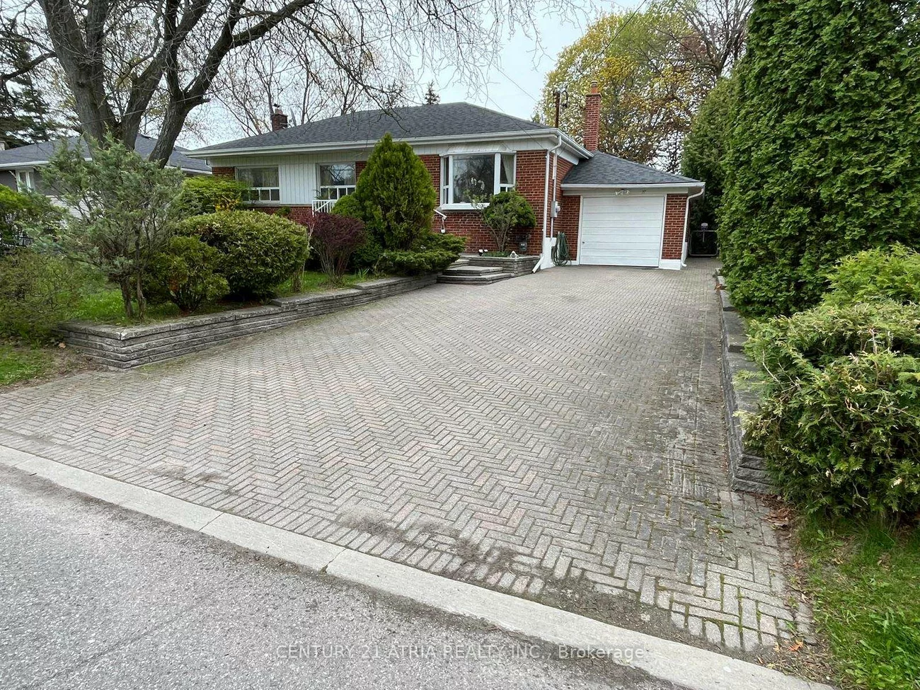 37, Tefley, Newtonbrook West, Toronto