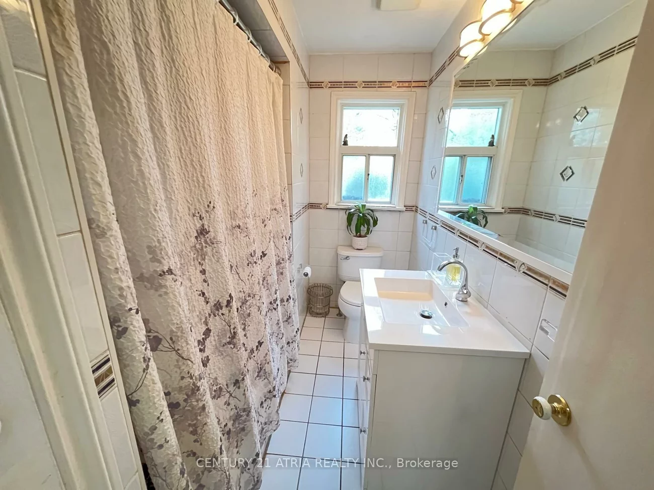 37, Tefley, Newtonbrook West, Toronto