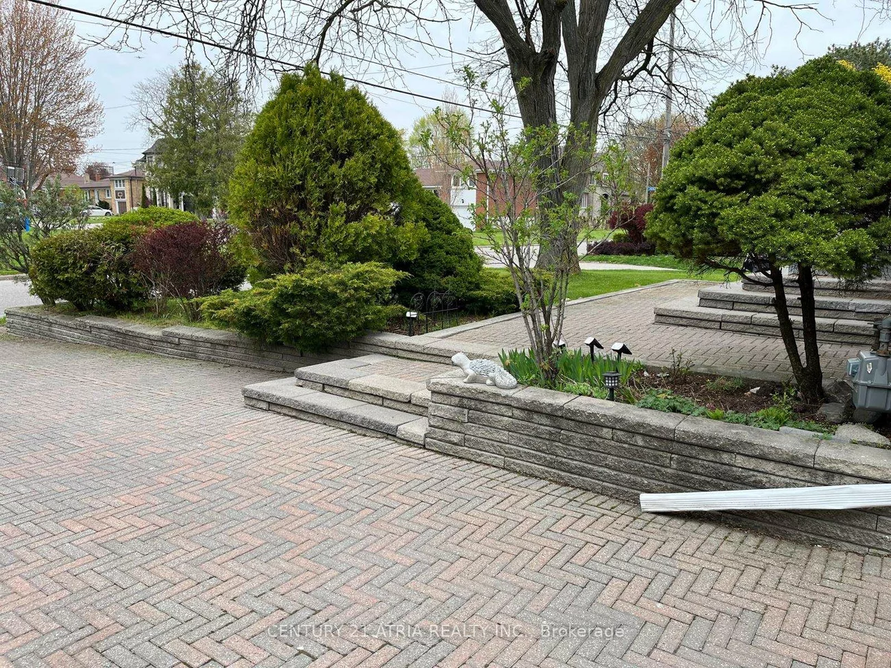 37, Tefley, Newtonbrook West, Toronto