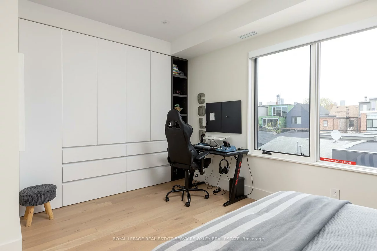305, Manning, Trinity-Bellwoods, Toronto