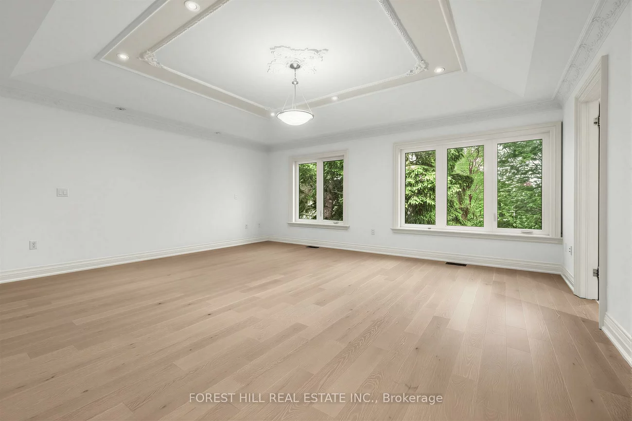 131, Estelle, Willowdale East, Toronto