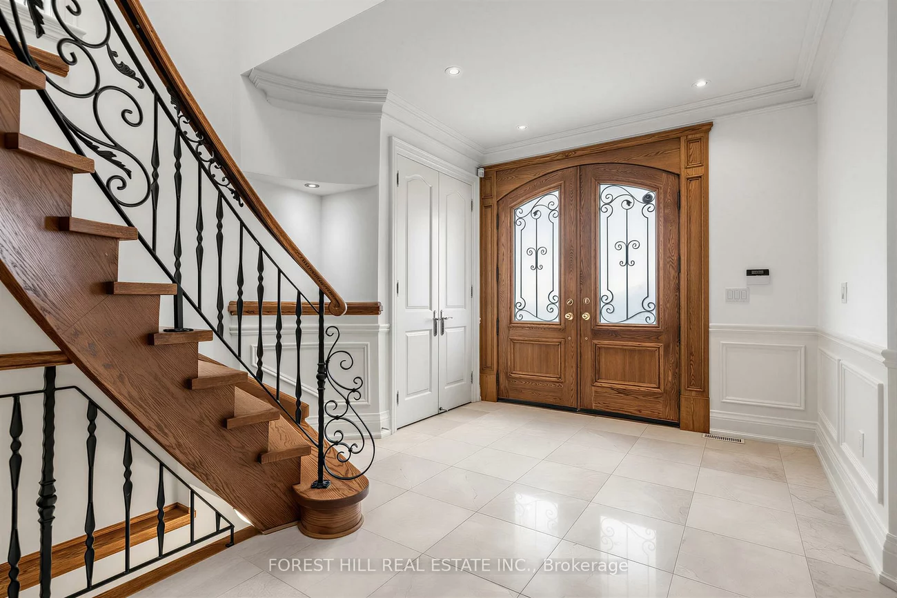 131, Estelle, Willowdale East, Toronto