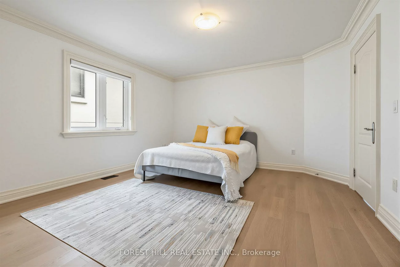 131, Estelle, Willowdale East, Toronto