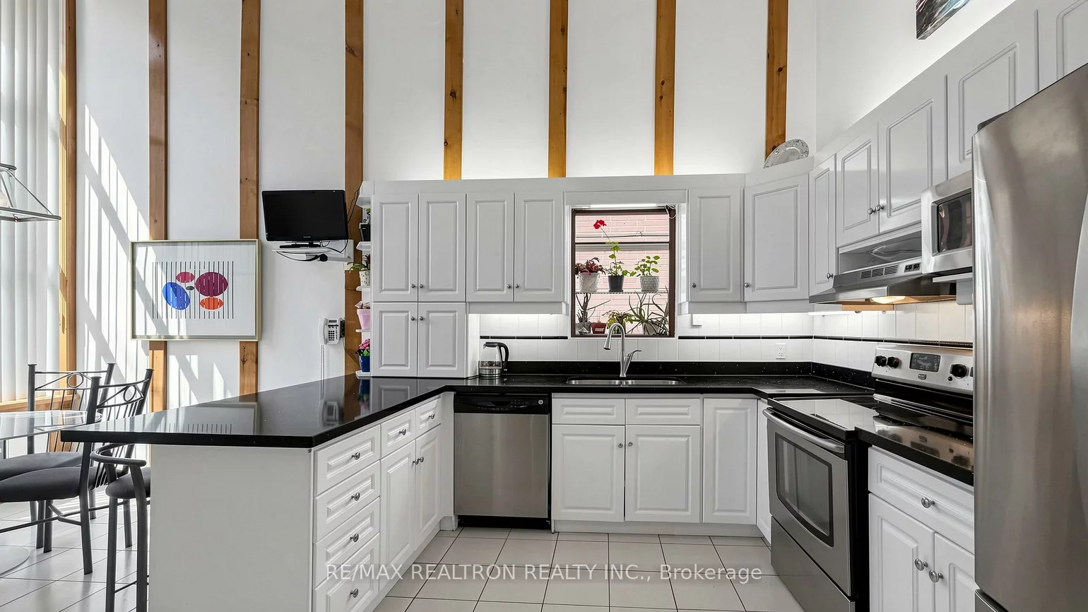 239, Sandringham, Lansing-Westgate, Toronto
