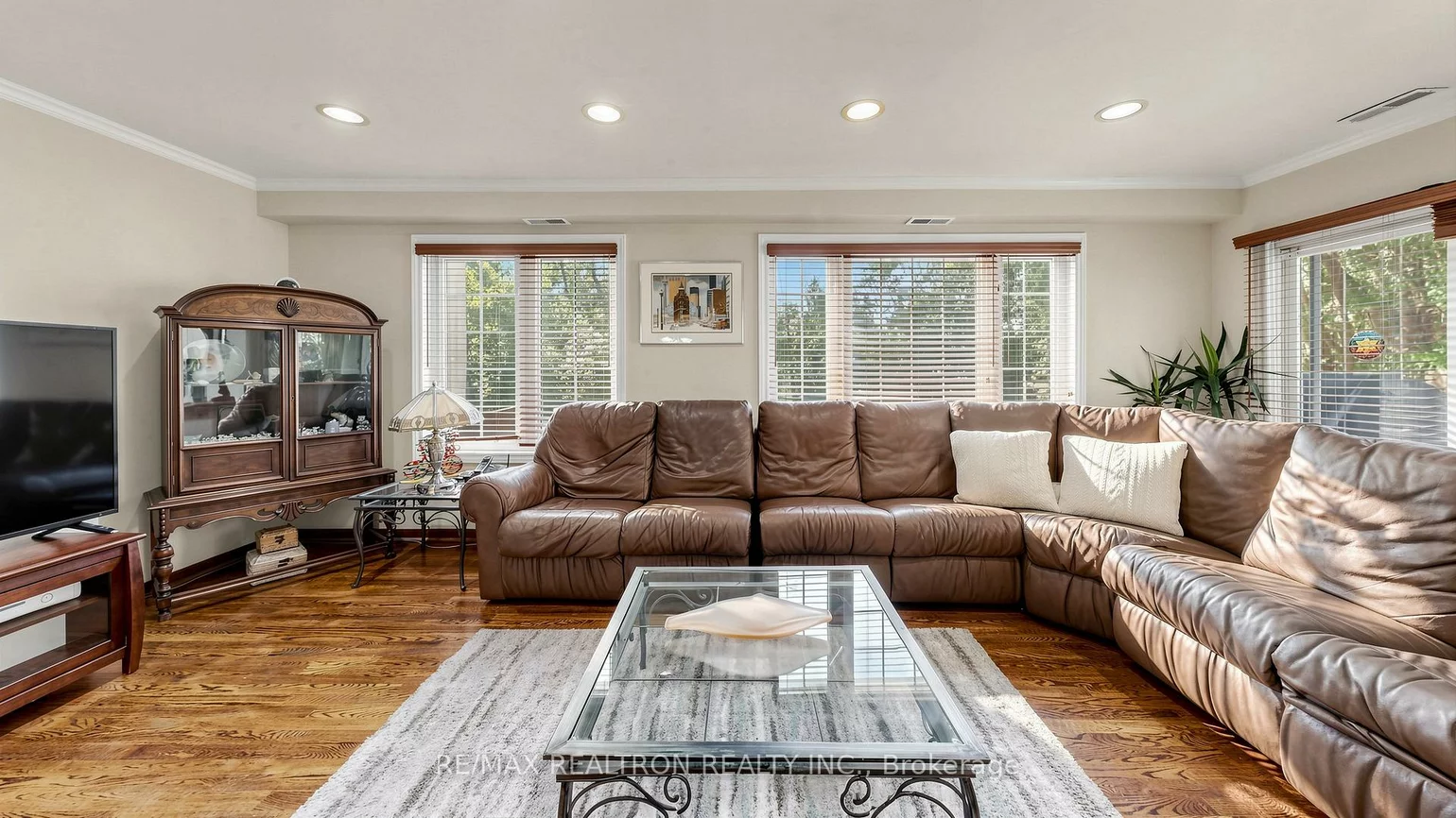 239, Sandringham, Lansing-Westgate, Toronto