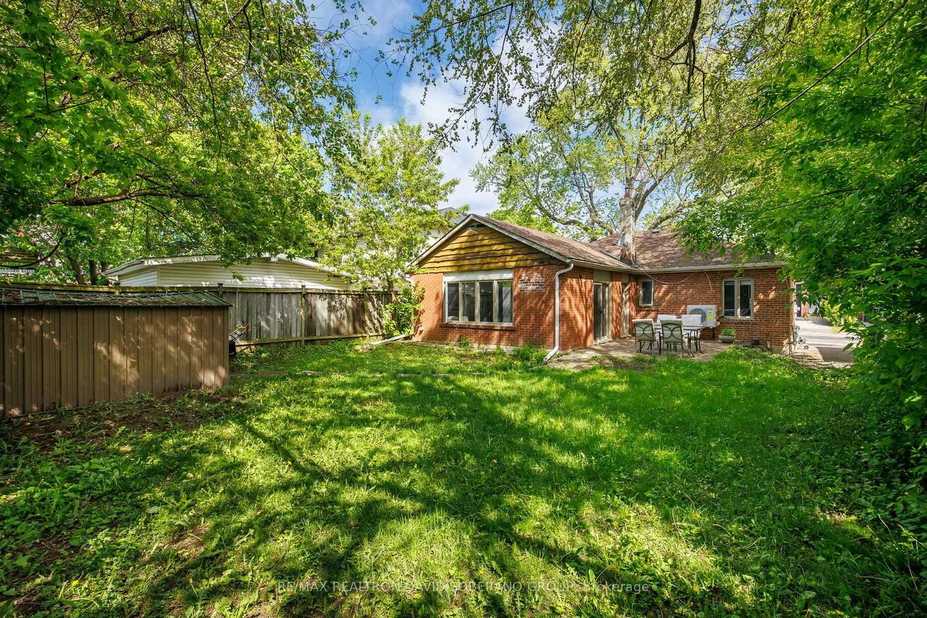 35, Almore, Clanton Park, Toronto