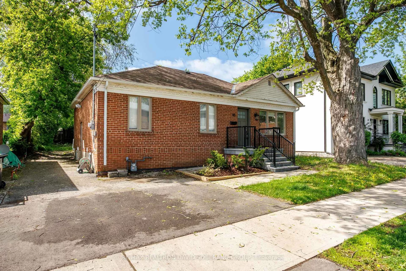 35, Almore, Clanton Park, Toronto