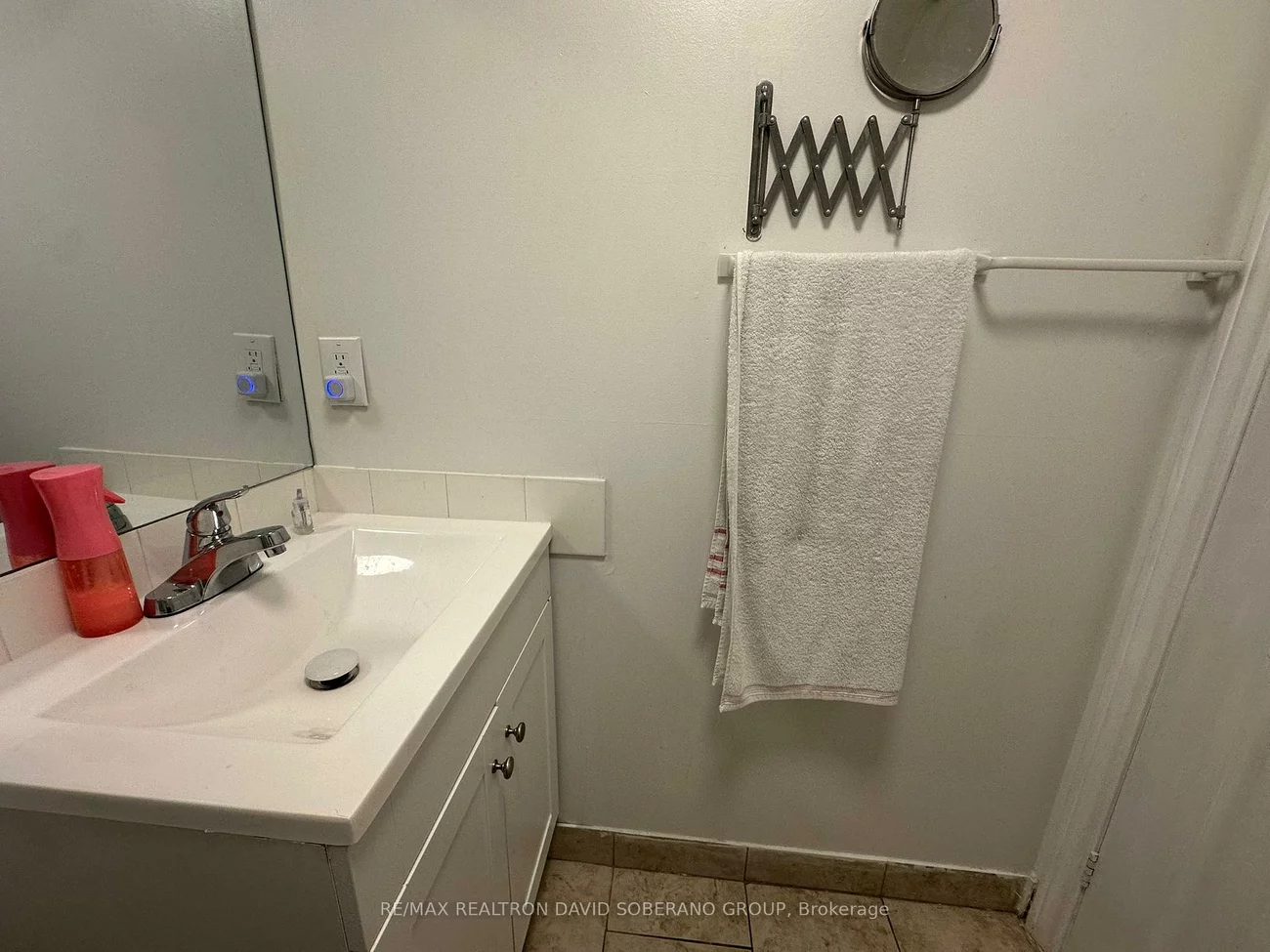 35, Almore, Clanton Park, Toronto