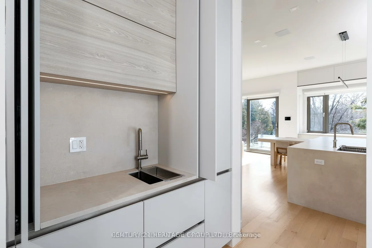 21, Farrell, Willowdale West, Toronto
