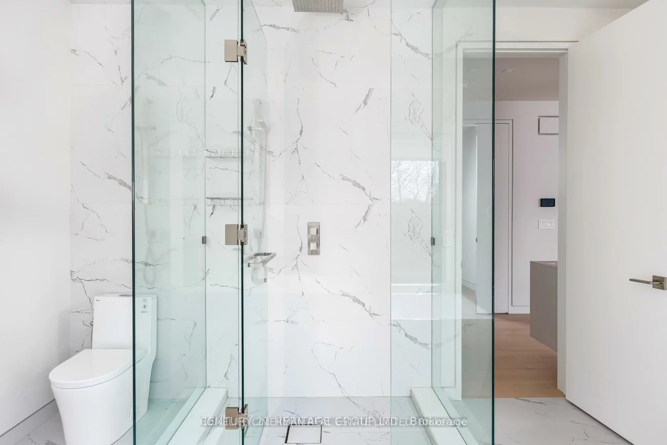 21, Farrell, Willowdale West, Toronto