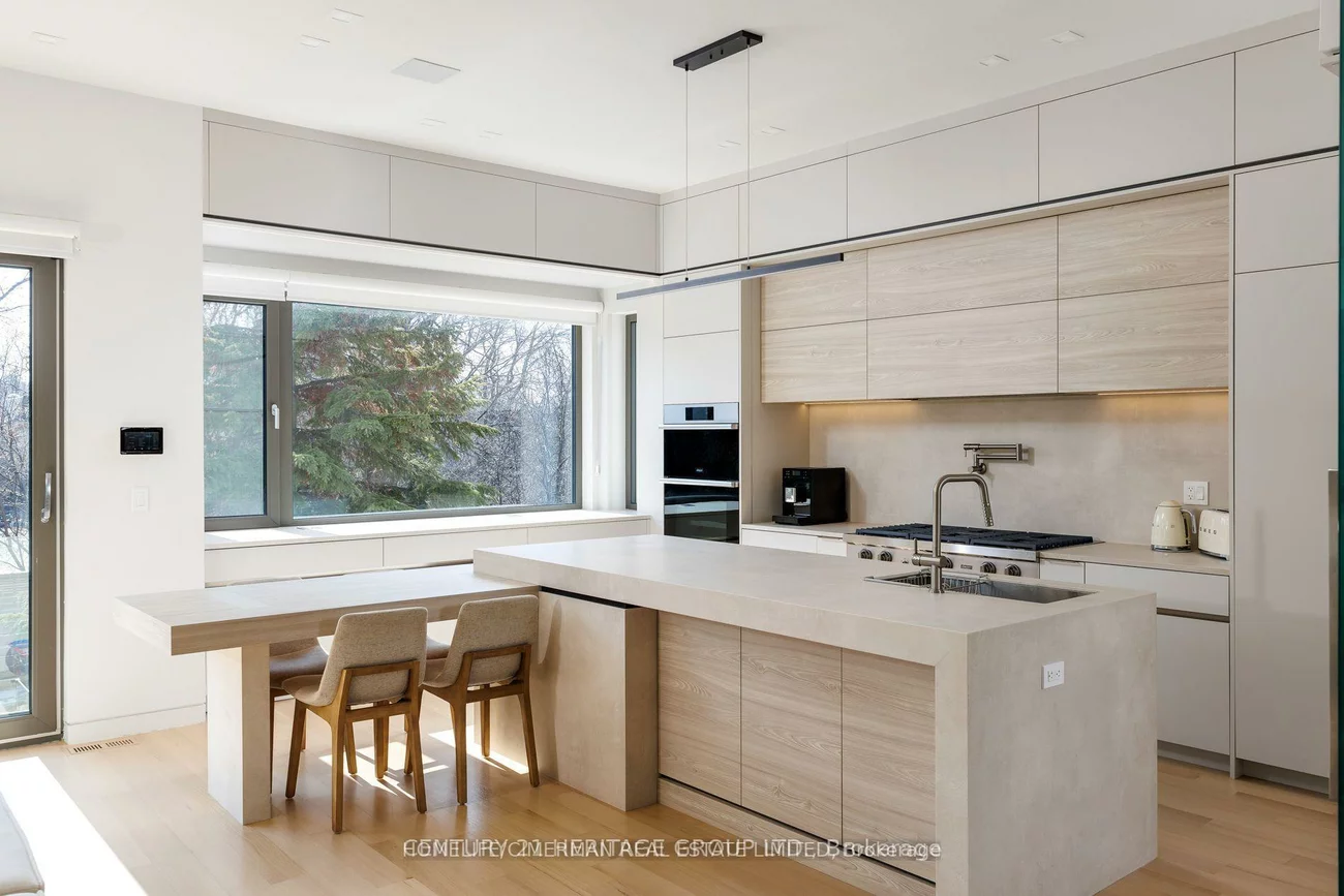 21, Farrell, Willowdale West, Toronto