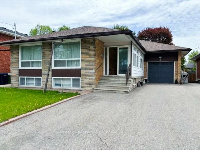 97, Overbrook, Bathurst Manor, Toronto