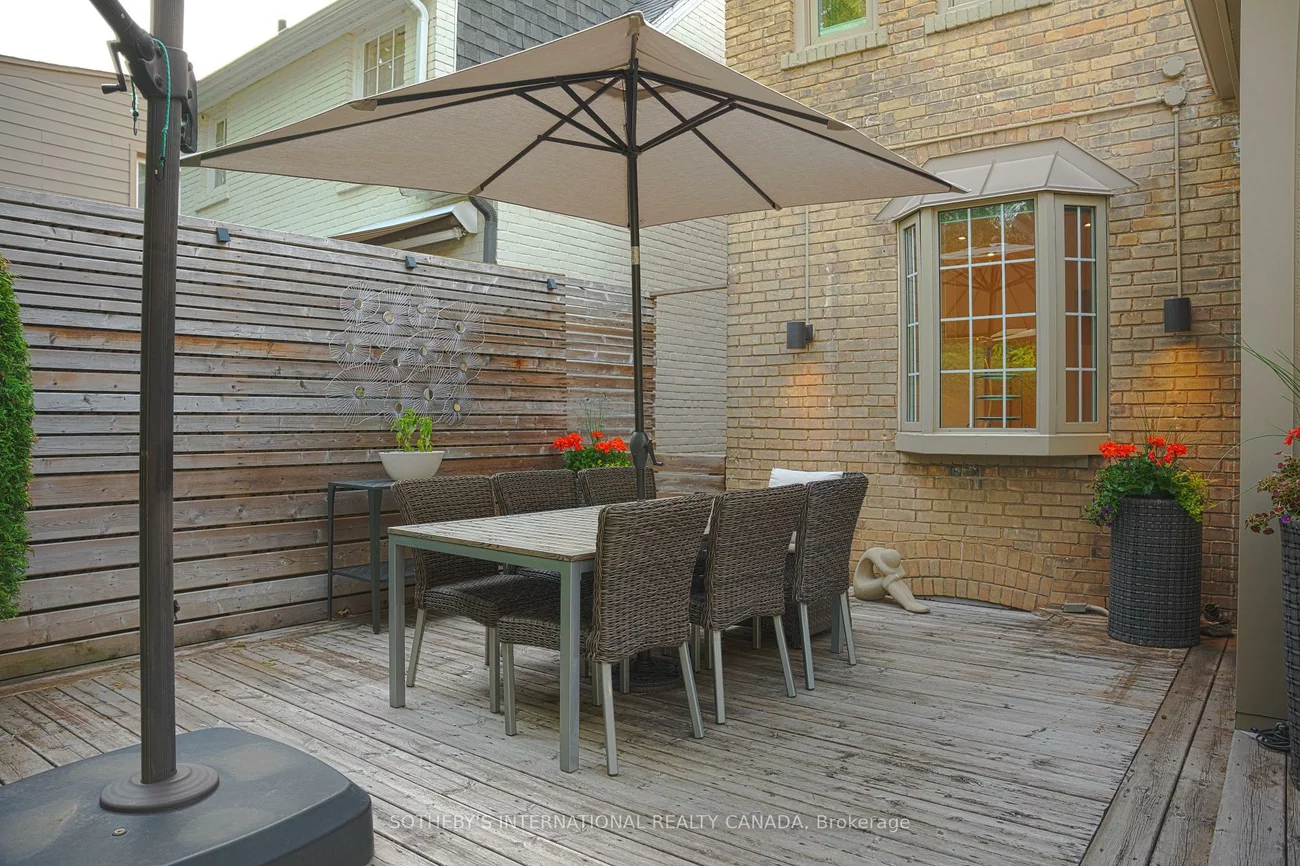 51, Fairfield, Mount Pleasant East, Toronto