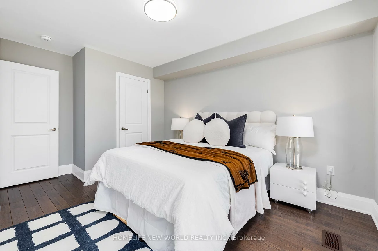 57, Kenneth Wood, Newtonbrook East, Toronto