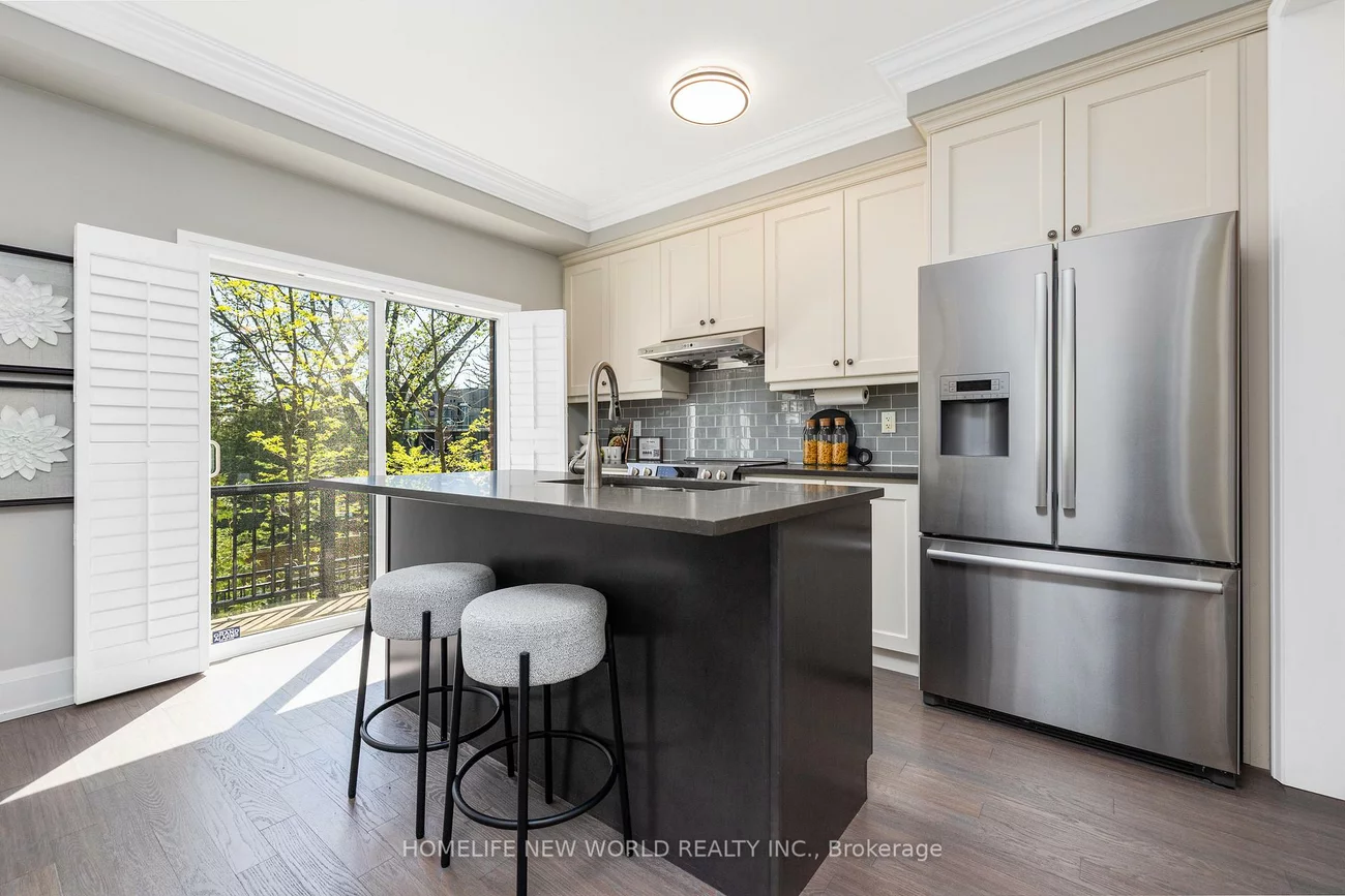 57, Kenneth Wood, Newtonbrook East, Toronto