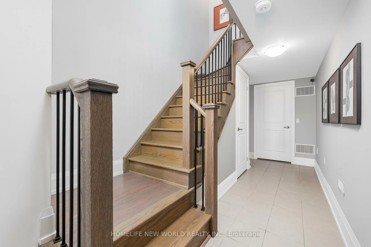 57, Kenneth Wood, Newtonbrook East, Toronto