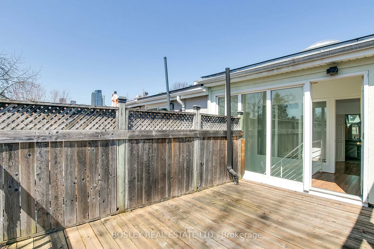 25, Salisbury, Cabbagetown-South St. James Town, Toronto