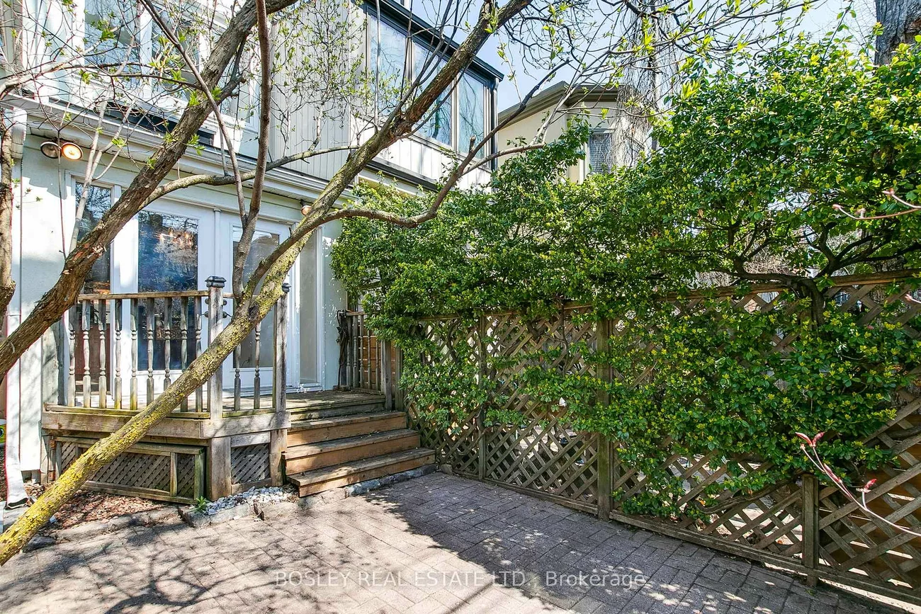 25, Salisbury, Cabbagetown-South St. James Town, Toronto
