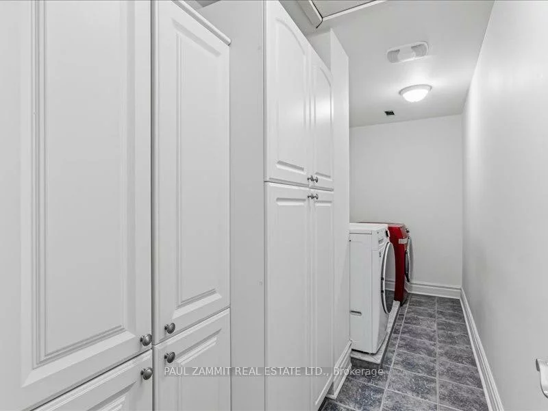 44, Gwendolen, Lansing-Westgate, Toronto