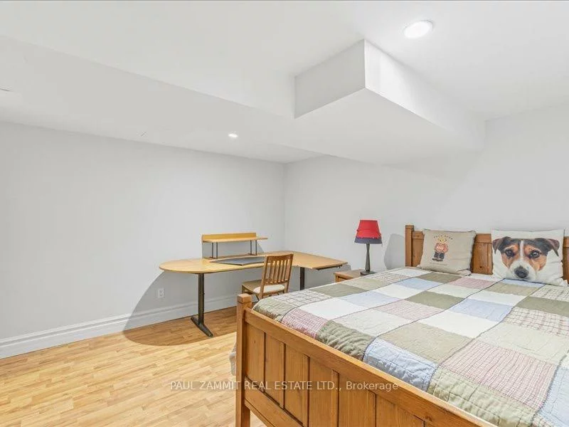 44, Gwendolen, Lansing-Westgate, Toronto