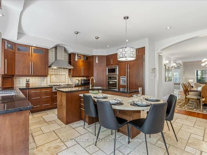 44, Gwendolen, Lansing-Westgate, Toronto