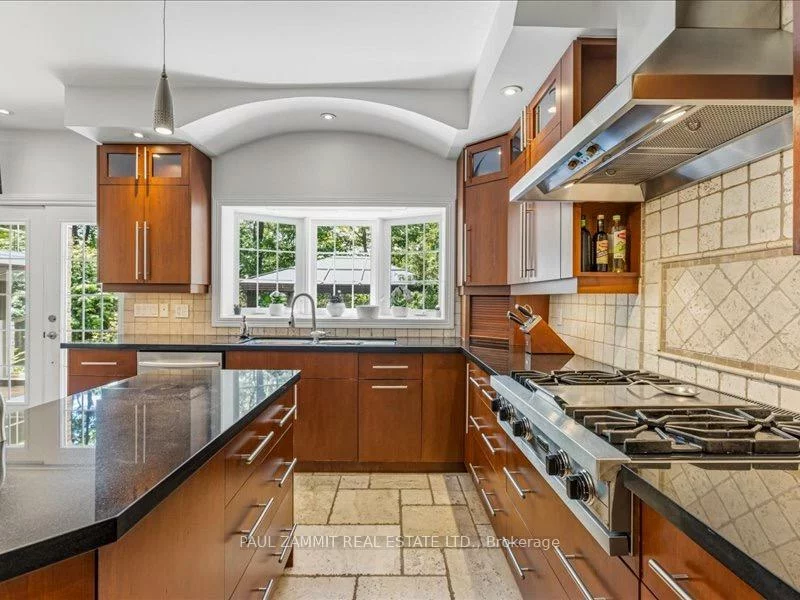 44, Gwendolen, Lansing-Westgate, Toronto