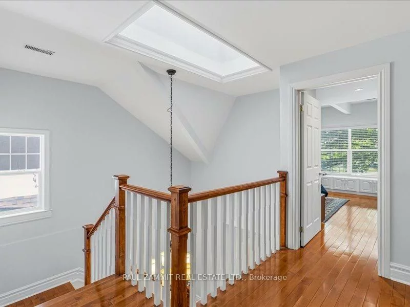 44, Gwendolen, Lansing-Westgate, Toronto