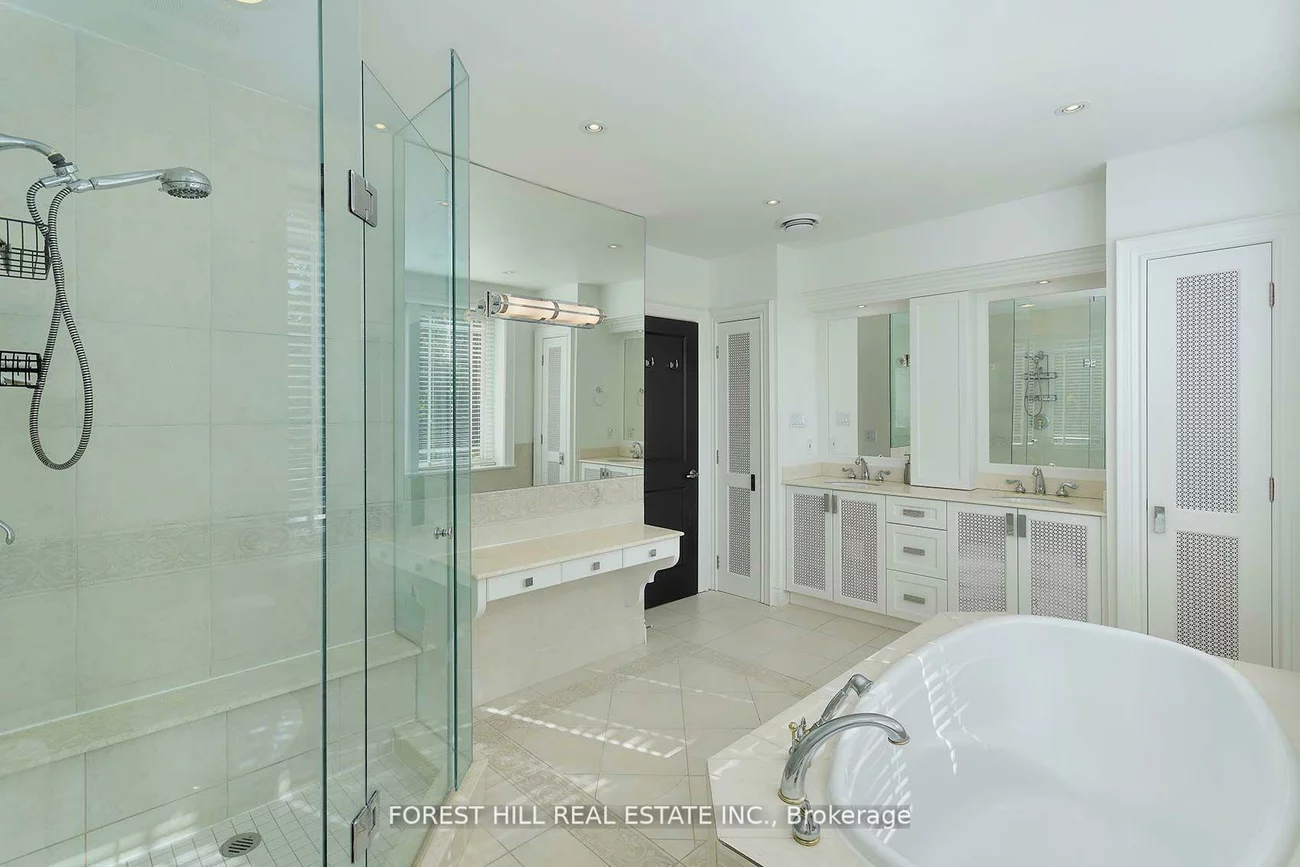 34, Forest Ridge, Forest Hill North, Toronto