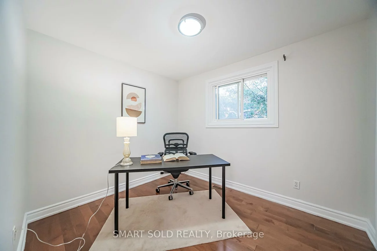 151, Silas Hill, Don Valley Village, Toronto