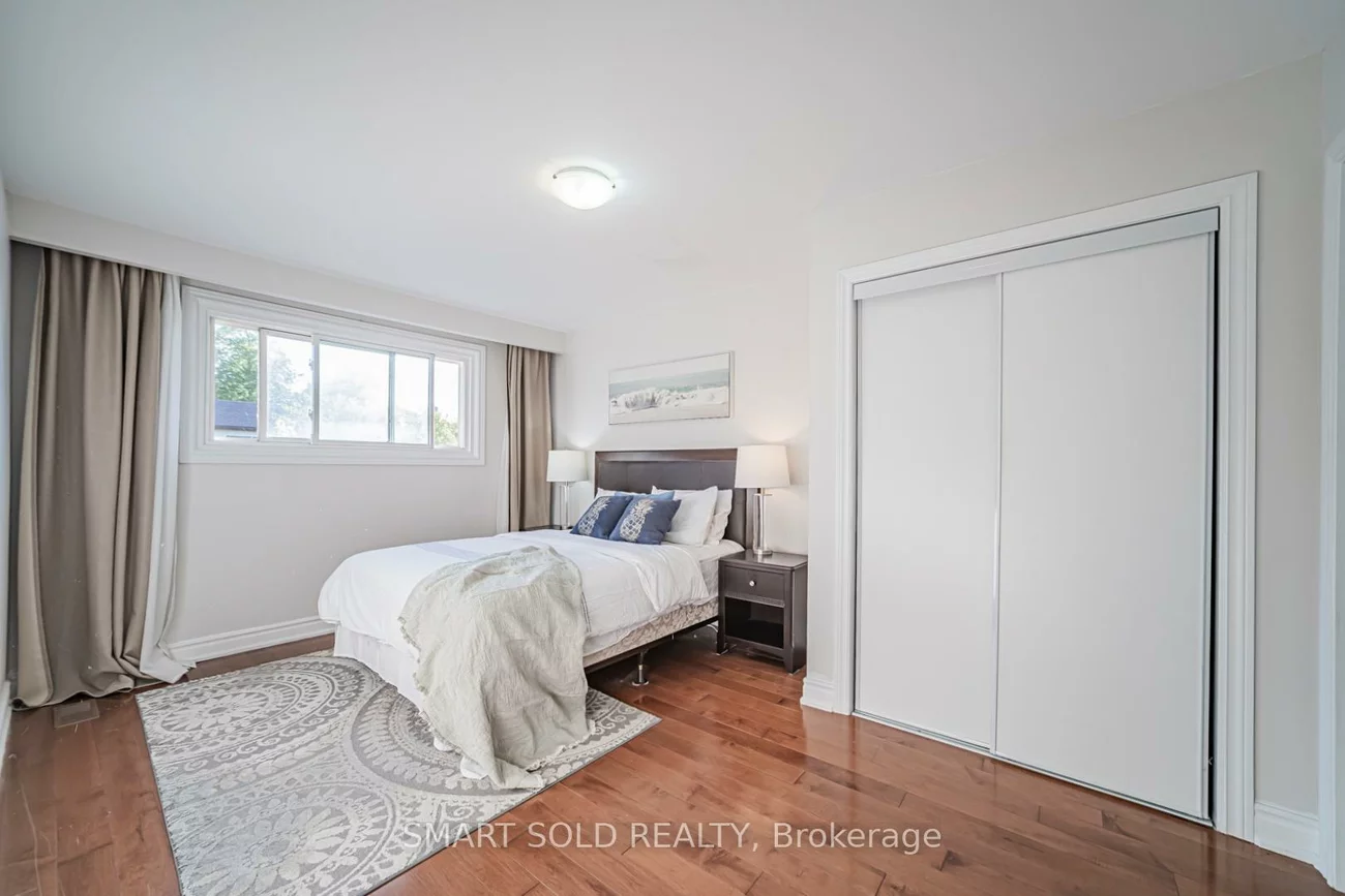 151, Silas Hill, Don Valley Village, Toronto