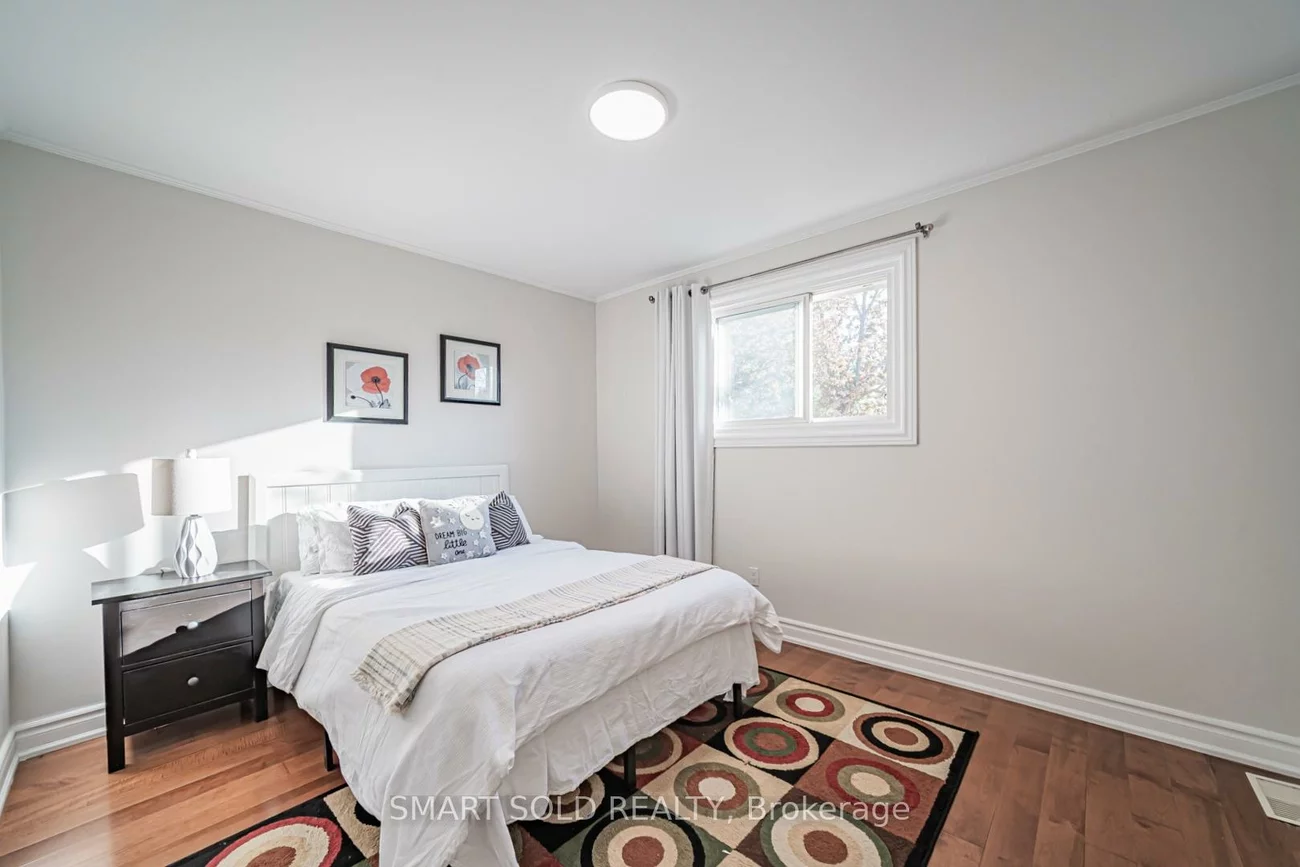 151, Silas Hill, Don Valley Village, Toronto