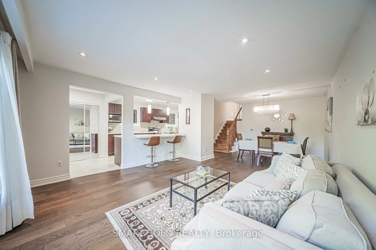 151, Silas Hill, Don Valley Village, Toronto