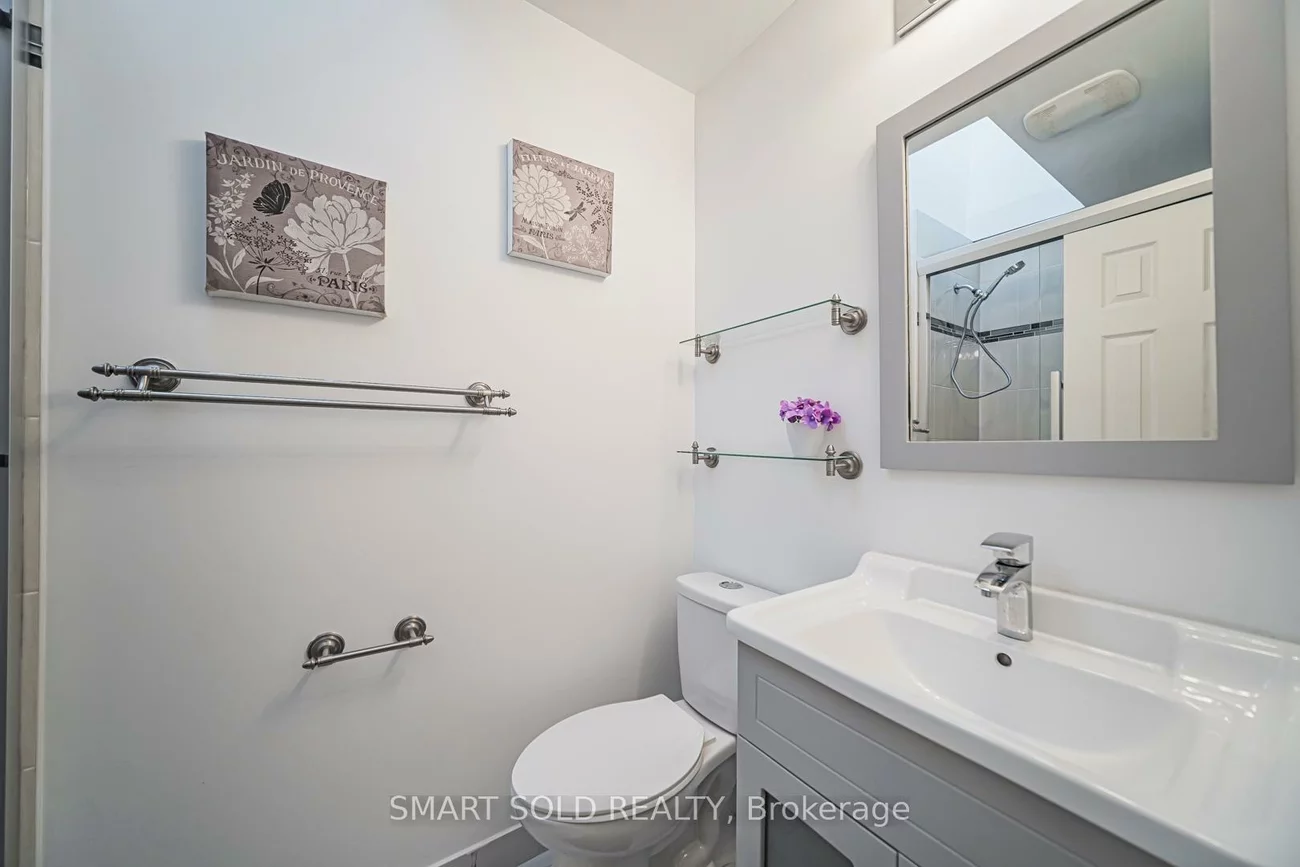 151, Silas Hill, Don Valley Village, Toronto