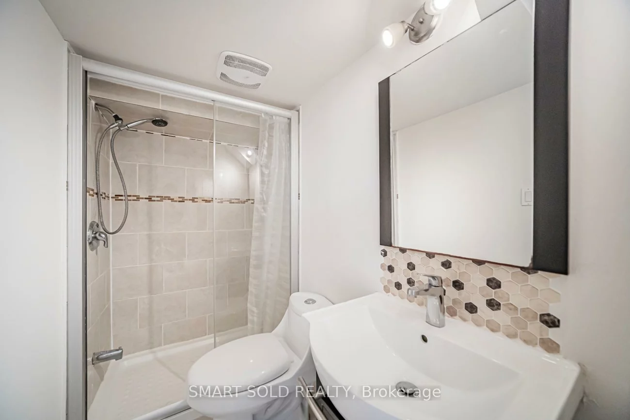 151, Silas Hill, Don Valley Village, Toronto