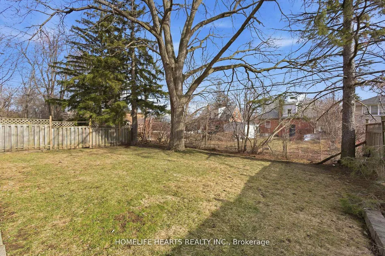 107, Pemberton, Newtonbrook East, Toronto
