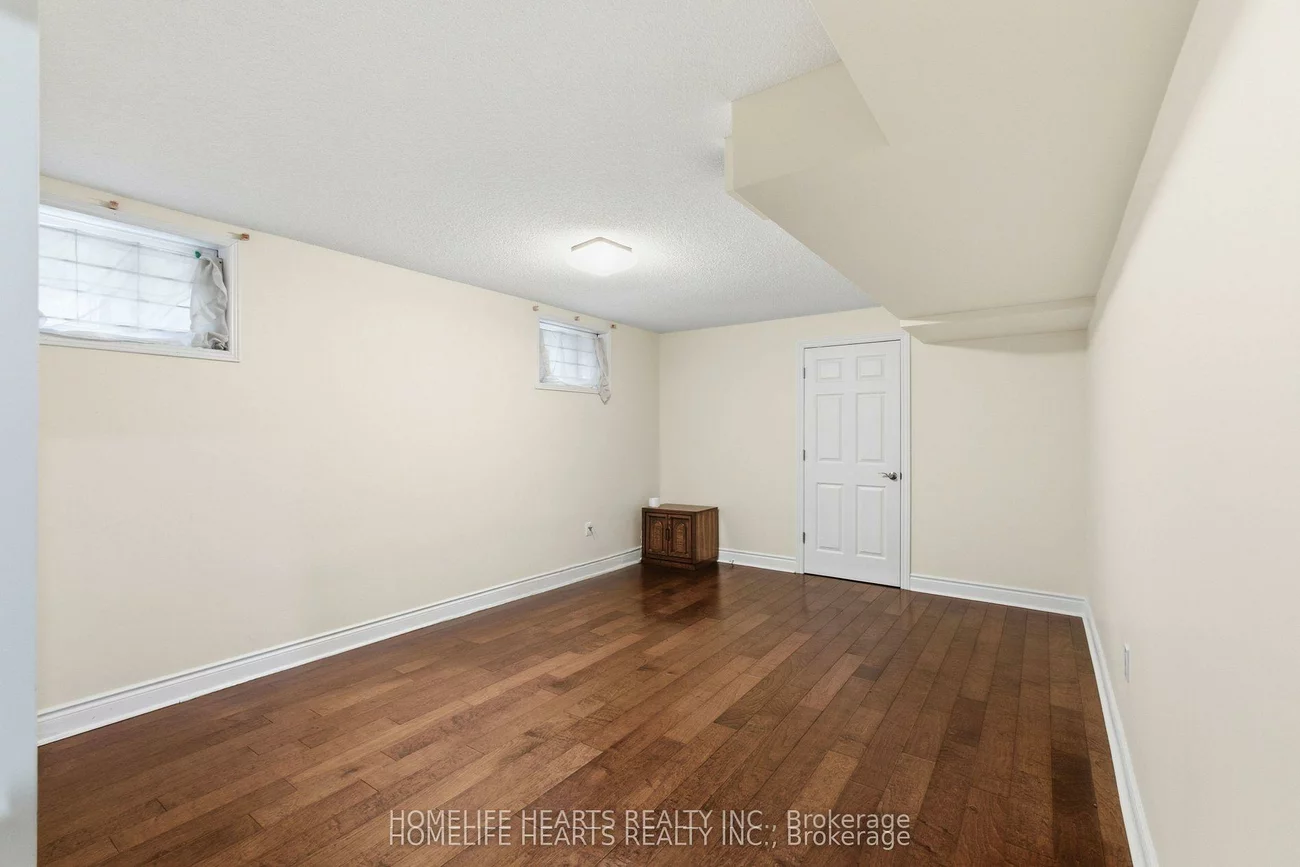 107, Pemberton, Newtonbrook East, Toronto