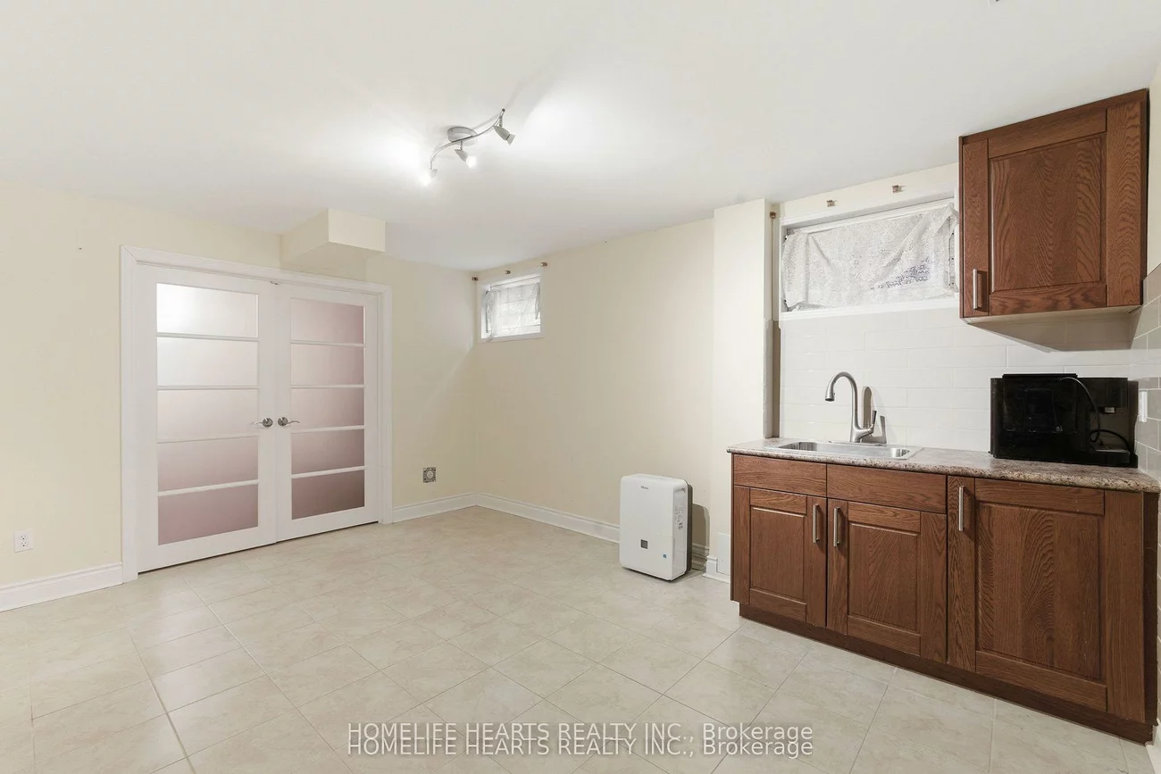 107, Pemberton, Newtonbrook East, Toronto