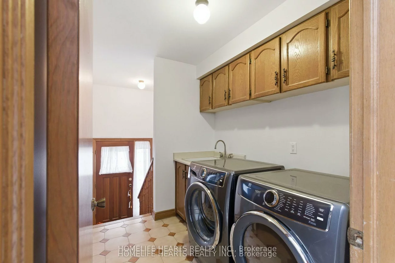 107, Pemberton, Newtonbrook East, Toronto