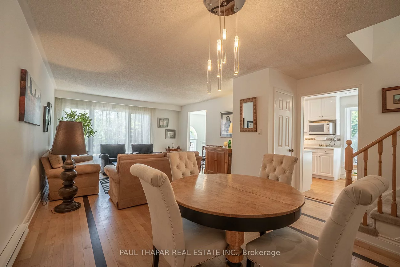 147, Silas Hill, Don Valley Village, Toronto