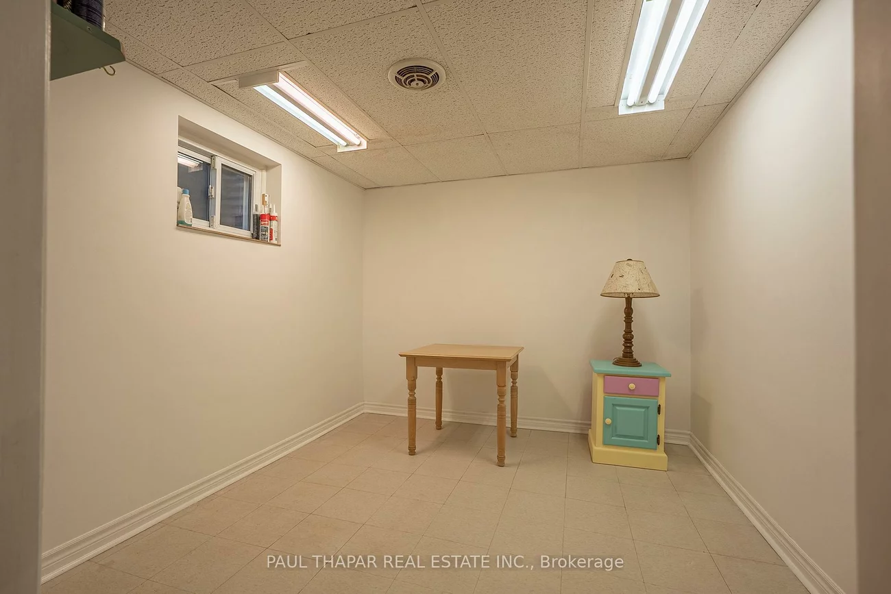 147, Silas Hill, Don Valley Village, Toronto