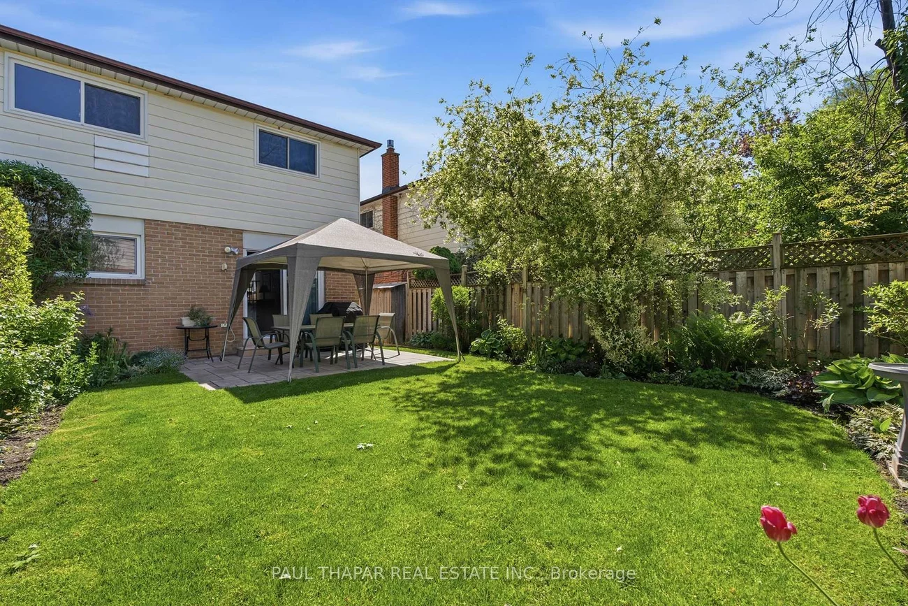 147, Silas Hill, Don Valley Village, Toronto