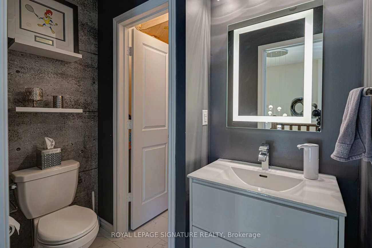 6, Collip, Victoria Village, Toronto