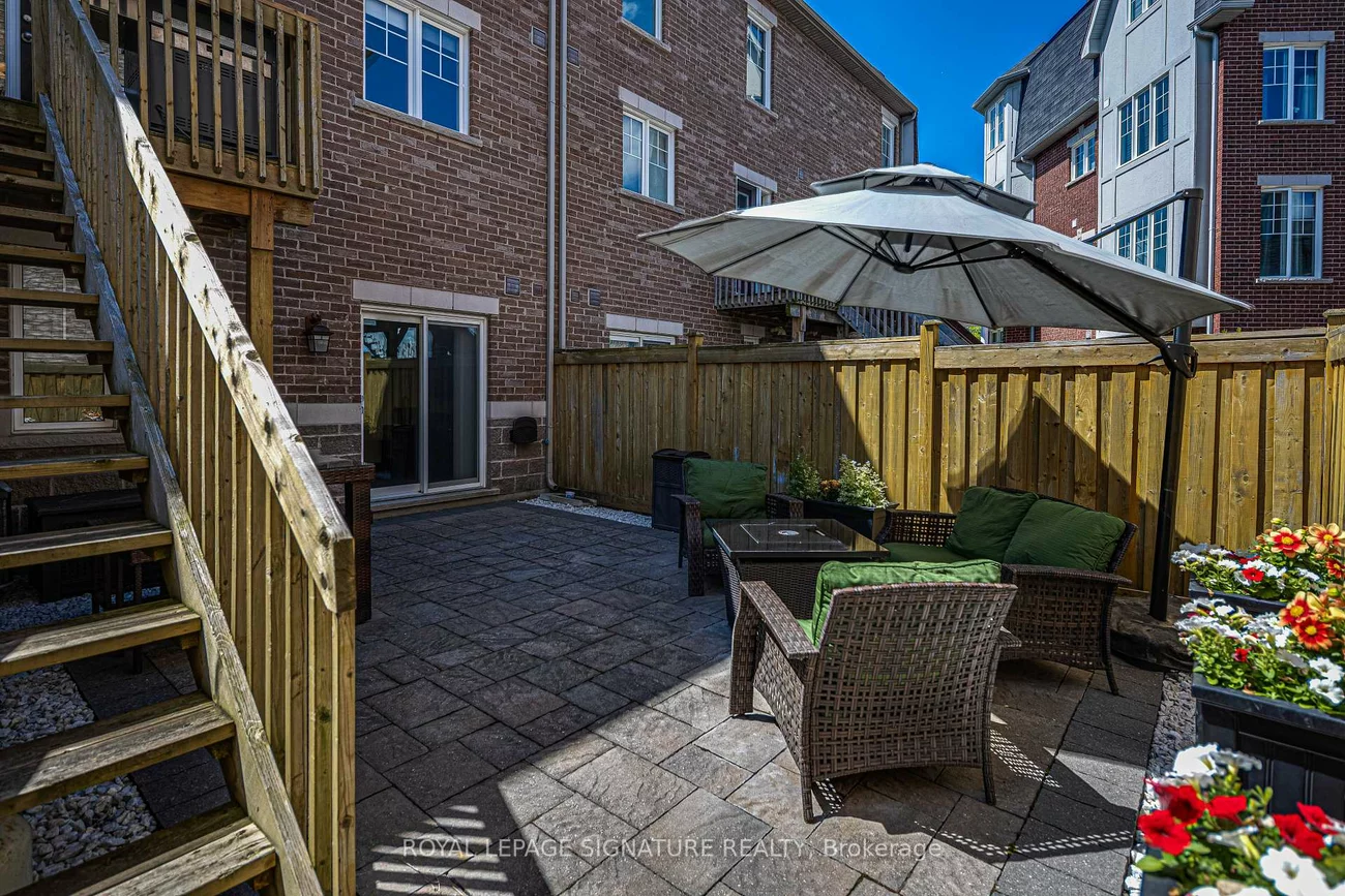 6, Collip, Victoria Village, Toronto