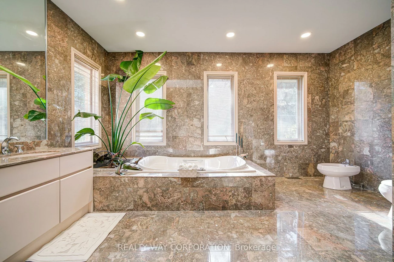 17, Heathcote, St. Andrew-Windfields, Toronto