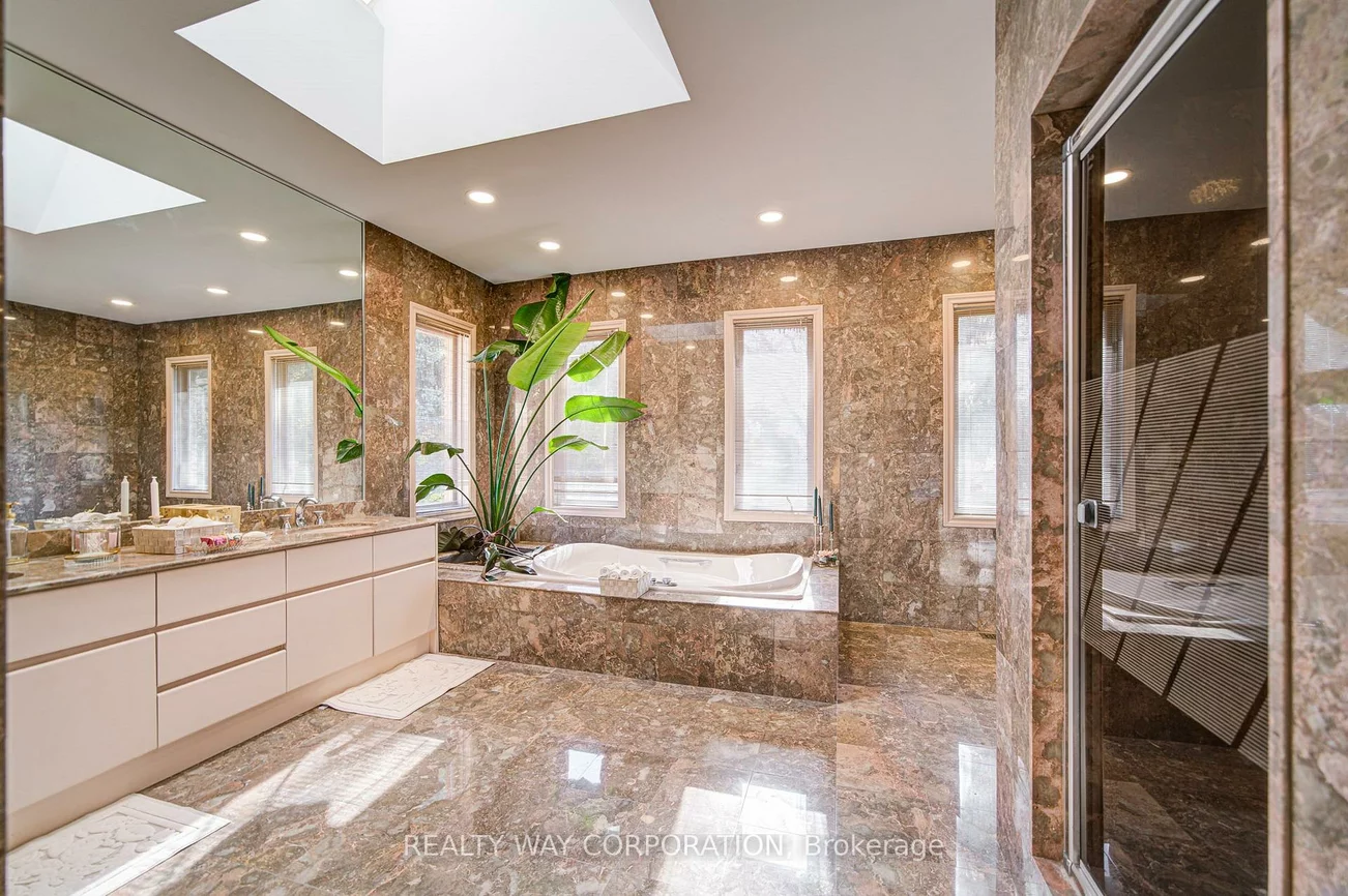 17, Heathcote, St. Andrew-Windfields, Toronto