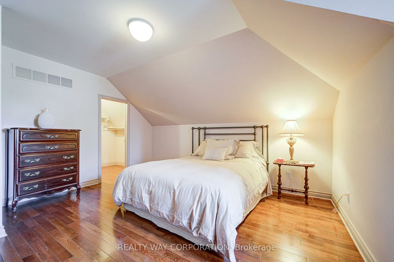 17, Heathcote, St. Andrew-Windfields, Toronto