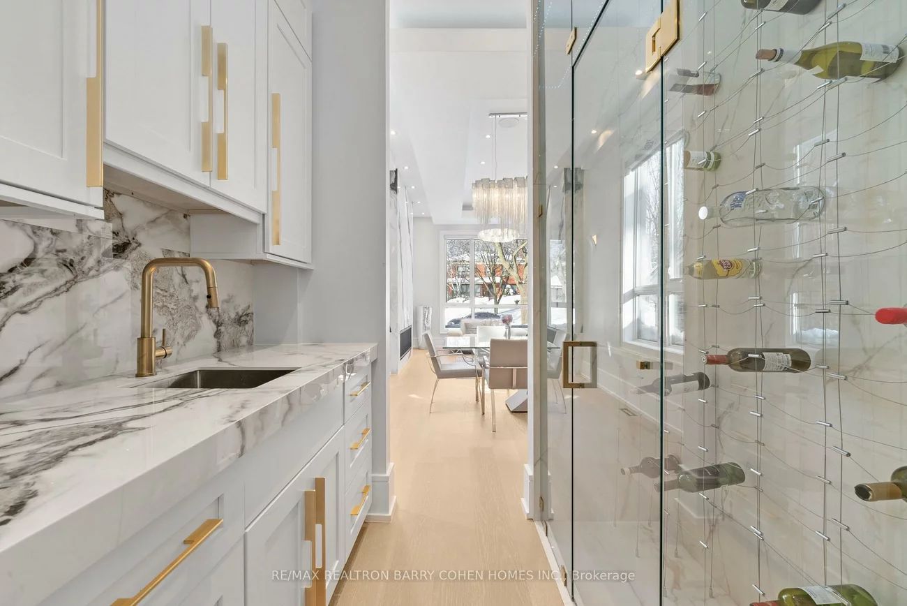 615, Briar Hill, Forest Hill North, Toronto