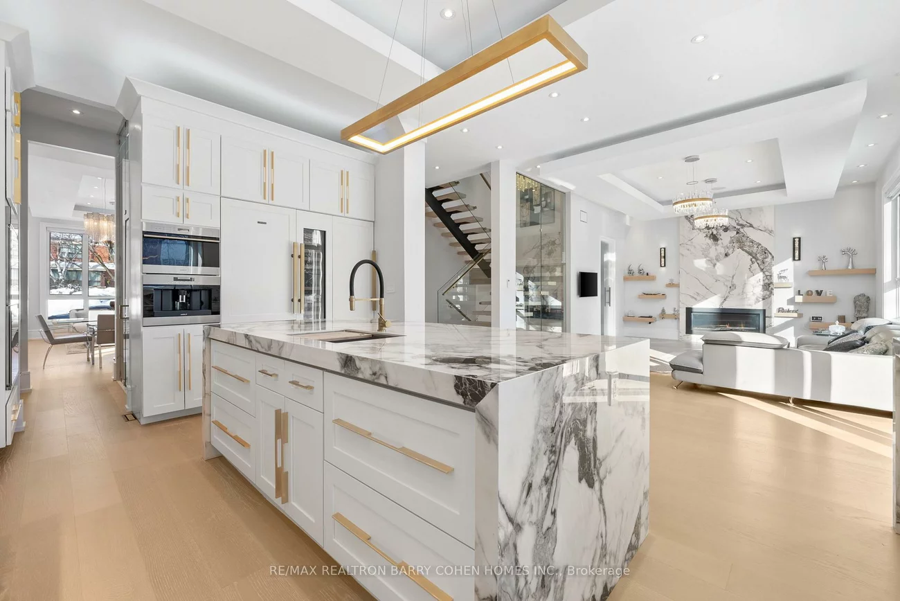 615, Briar Hill, Forest Hill North, Toronto